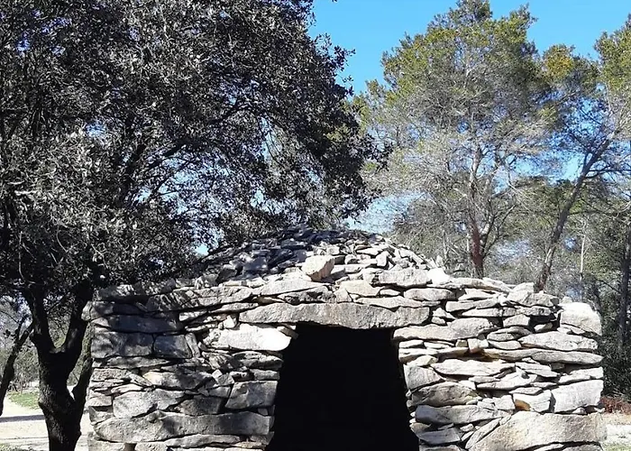 Ferienhaus Le Nid Du Rossignol Nîmes